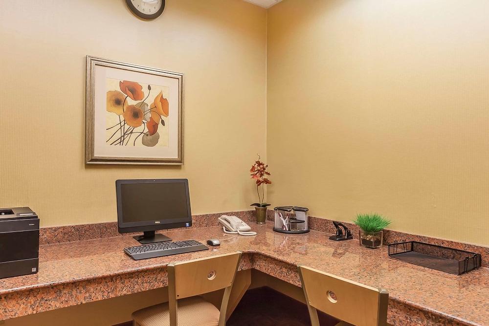 Comfort Suites Suffolk - Chesapeake Zewnętrze zdjęcie